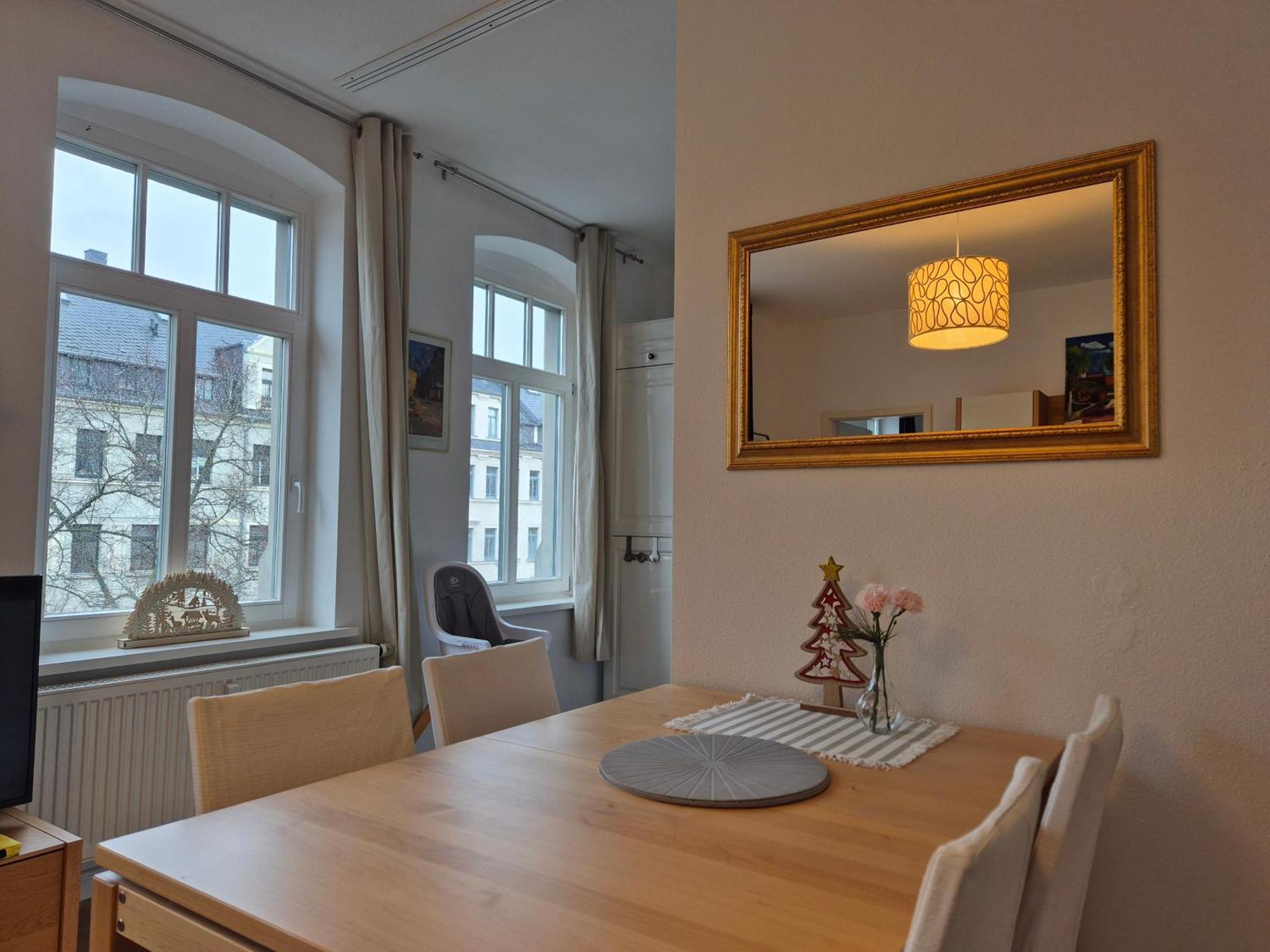 *****Saxonia De Luxe***** Neue & Hochwertige 50Qm² 2-Zimmer-Ferienwohnung In Chemnitz Mit Parkplatz & Wie Zuhause Wohlfuehlatmosphaere - My Feel@Home Apartment In Chemnitz Luaran gambar